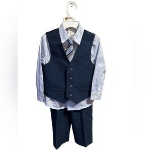 Van Heusen Blue 4 piece 3T boy suit clip tie dress up vest